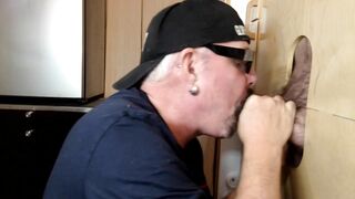 Gloryhole Hookups - Married Man Takes My Gloryhole Ass