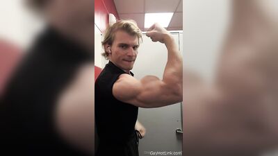 armzbro97 armzbro97 0356 - free gay porn