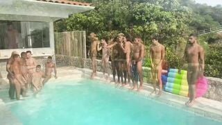 Yuri Oberon Pool Party