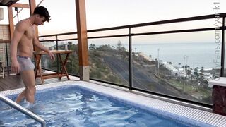 Yarik Having Fun in the Jacuzzi Ft  Alann23 & Melvinmoore