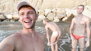 czechgaytwins gay porn video (82)