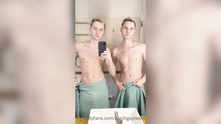 czechgaytwins gay porn video (91)