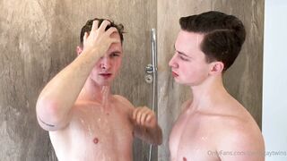 czechgaytwins gay porn video (12)