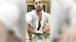 Daniel Montoya - Happy day - Gay Porn