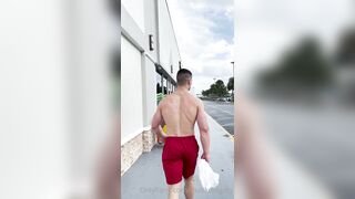 Malik Delgaty - Damn got home from the gym hella horny - Gay Porn
