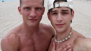 Reno Gold - Who wants a taste me and Viggo Sorensen - Gay Porn