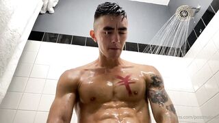 Cody Seiya - I got a little sweaty during my shoot with @rickdaynyc and thought itd be fun to capture some photos as i rinsed off - Gay Porn