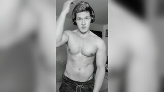 The Lyon King - gay porn video (92)