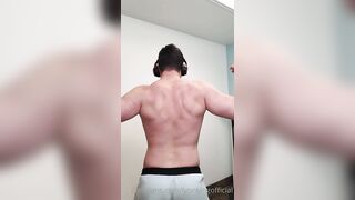 The Lyon King - gay porn video (28)