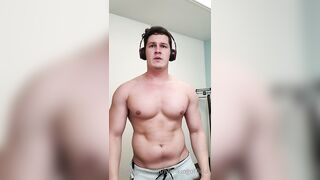 The Lyon King - gay porn video (28)