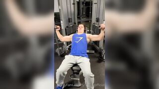 The Lyon King - gay porn video (143)