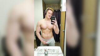 The Lyon King - gay porn video (121)