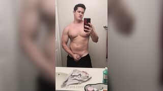 The Lyon King - gay porn video (66)