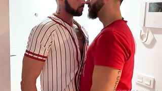 Guysnet - @xuxobcn with his ex boyfriend @frankvalencia - Part 1 - Gay Porn