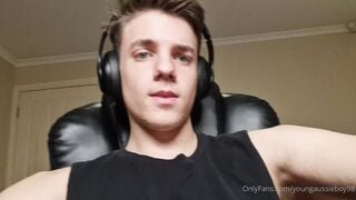 Connor Peters - Self Sucking my hard wet dick after the gym - Gay Porn