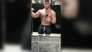 Hotmuscles6t9 - gay porn video (289)