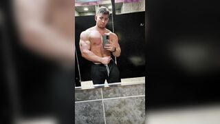 Hotmuscles6t9 - gay porn video (289)