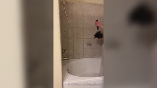 Having a quick shower patious5 - Gay Fans BussyHunter.com