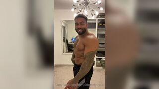 Doing a strip tease and showing off my muscles Handsometroyxxl - Gay Fans BussyHunter.com