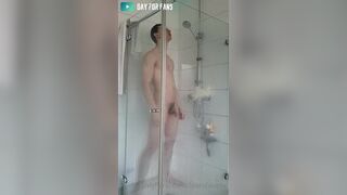 Having a shower and jerking off LeanDaveXX - BussyHunter.com