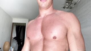 Muscle Boy Rome - gay porn video (447)
