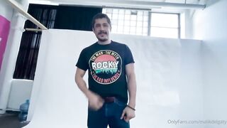 Malik Delgaty (5 Videos) 3