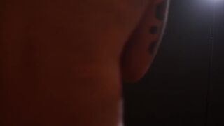 Photoshooting smoking vellotatuado - Gay Porno