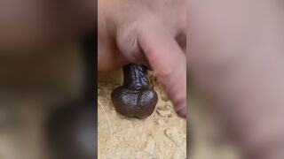 Flaquito jugando afuera Twinkpr - Gay Porno Video