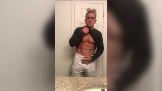 gay porn video - kevinmuscle (476) - Amateur Gay Porn - A Gay Porno Video