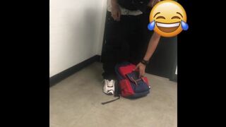 Sexy MEXICAN TRADE Blown in STALL Wondahead21 - Free Gay Porn