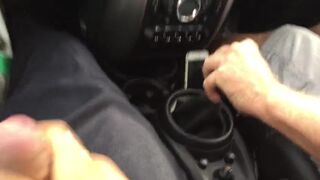 Uber driver allowed me wank in his car Kadu10 - SeeBussy.com