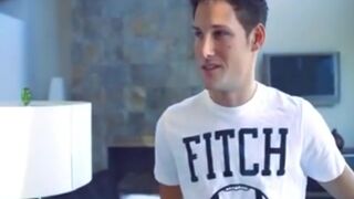 Pizza Delivery Guy Fantasies Gay Life Network - Free Gay Porn