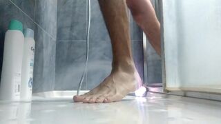 Would you like to Cum on my Feet¿ Bath them with your Sperm Please¡ Sexy Feet Boy Play in the Shower Jomilove - SeeBussy.com