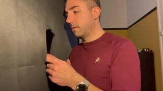 26 ans. Italien sportif me baise pendant que sa copine est pas là Mateo Vespiacci - Amateur Gay Porn - A Gay Porno Video