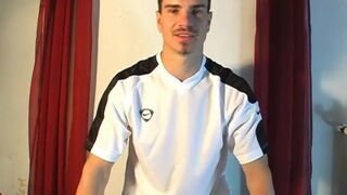 Stefan Frennch Football Player Gets Wanked by a Belgian Guy in Spite of him - free gay porn