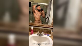 gay porn video - Bigdaddyrey (122) - Gay Porno