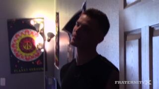 STRAIGHT ON ALL 4'S Frat X - Gay Amateur Porno