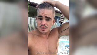 gay porn video - kevinmuscle (695) - Gay Porno Video