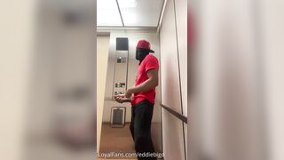 EddieBigD - Getting caught in The Elevator
