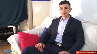 Beautiful Banker Gets Wanked his Big Dick Keumgay - Amateur Gay Porn 2