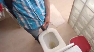 peeing free in the toilet nathan nz - SeeBussy.com