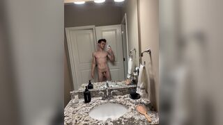 TSB - Lil bro wanks a bit in the mirror - 13 secs