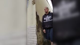dude freeing a lot pee in a wall nathan nz - Free Amateur Gay Porn