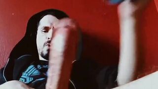 Busting a nut on chaturbate with my fuck toy Youngshooter420 - Free Amateur Gay Porn