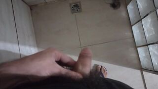 dando uma mijada por ae, insta na bio segui la nathan nz - SeeBussy.com